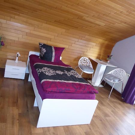 Hotel Gruenes Paradies- Garni Hochwaldhausen Bagian luar foto