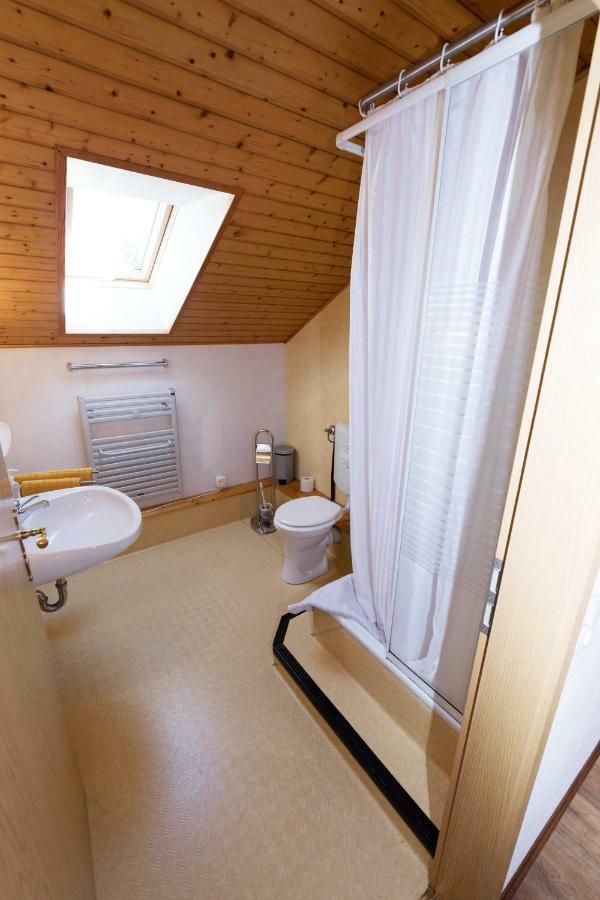 Hotel Gruenes Paradies- Garni Hochwaldhausen Bagian luar foto